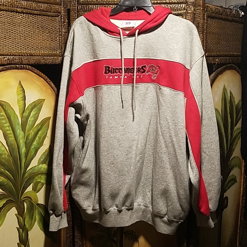 EUC!! Tampa Buccaneer hooded sweatshirt